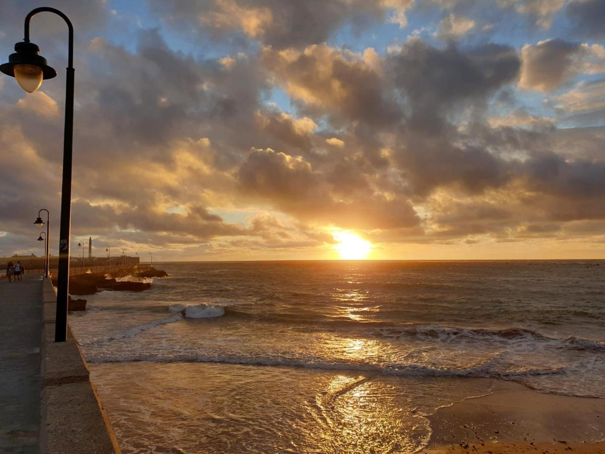Luz Del Faro Lägenhet Cádiz Exteriör bild